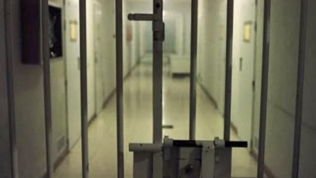 Arrestohet edhe një oficer korrektues nga Burgu i Mitrovicës, shkak arratisja e Radimiroviqit