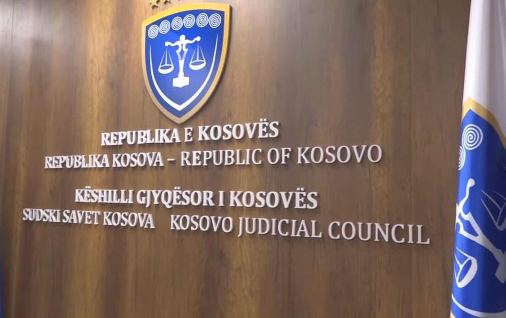 Mbledhjet e KGJK-së: Mungojnë anëtarët, nuk zgjidhet kryesuesi (VIDEO)