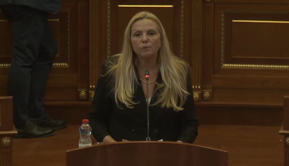 Kadrijaj pyet Qeverinë për rastin e Astrit Deharit: Çka po ndodh me këtë çështje?